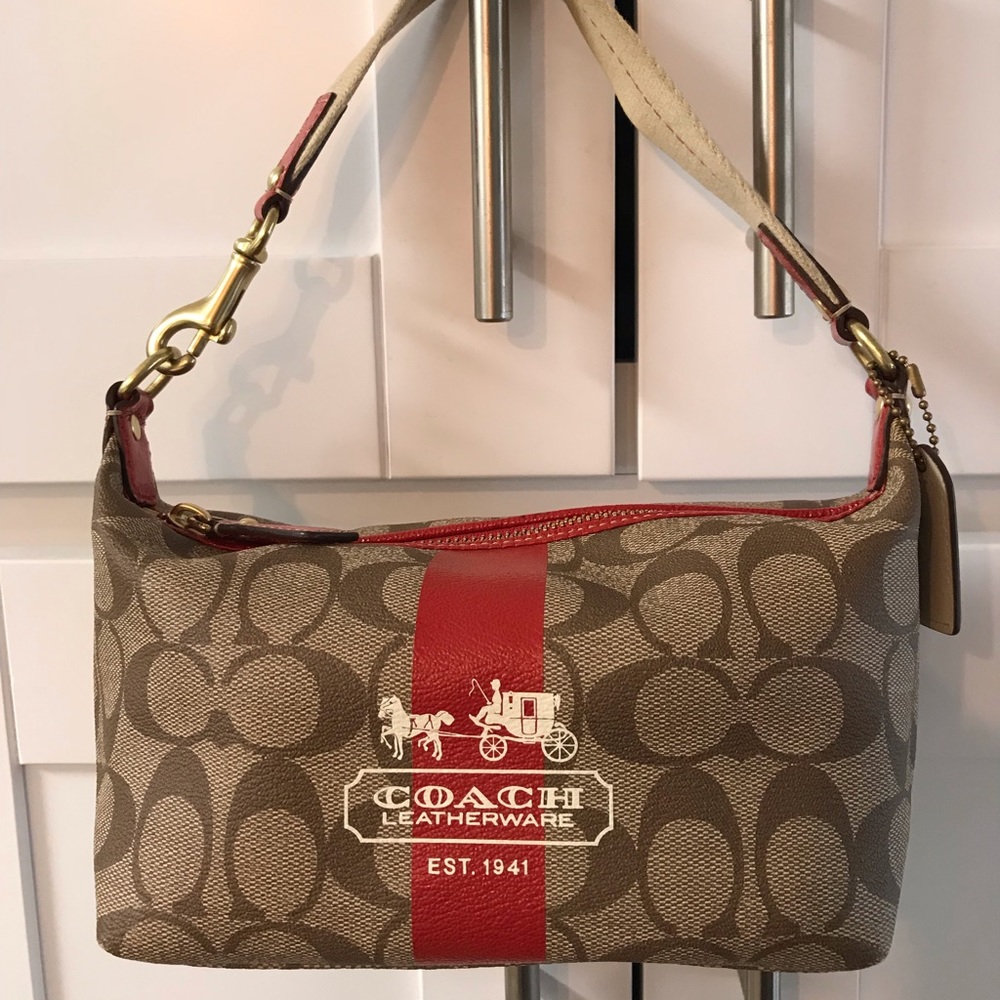 Coach 41115 Beige Sig CC Leatherware Pattern Red